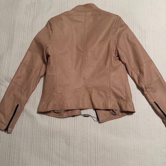 Lavorazione Artigianale Vera pelle (Made in Italy) Blush Pink Leather Jacket - Picture 4 of 7